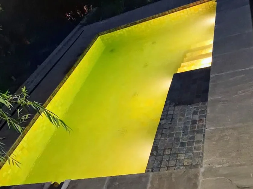 Compact Private Pool